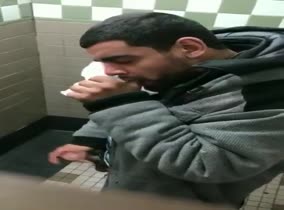 Dude caught sucking his thumb while he jerks off